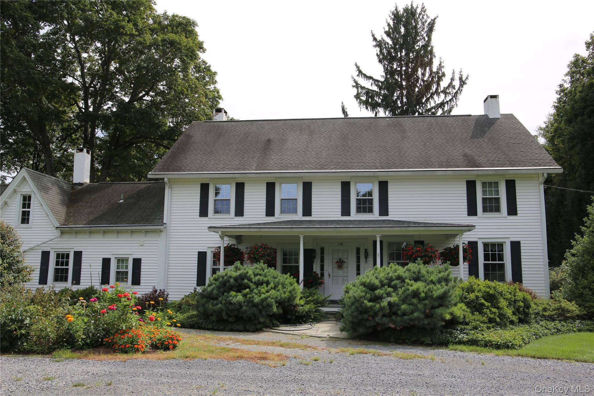 6 Bedroom Home for Sale in Hopewell Junction, New York, USA - 1
