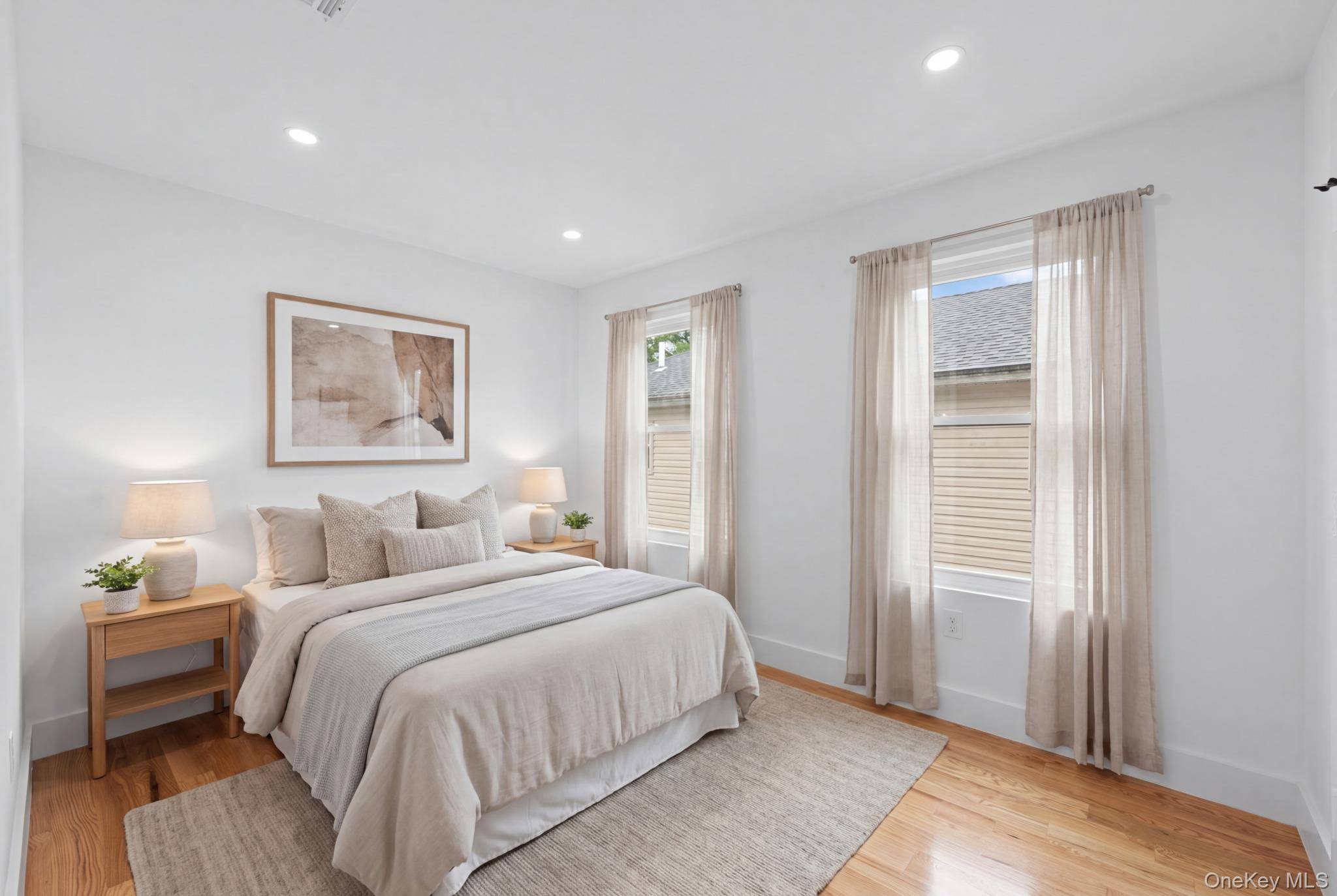 6 Bedroom Home for Sale in Jamaica - New York - USA - 5