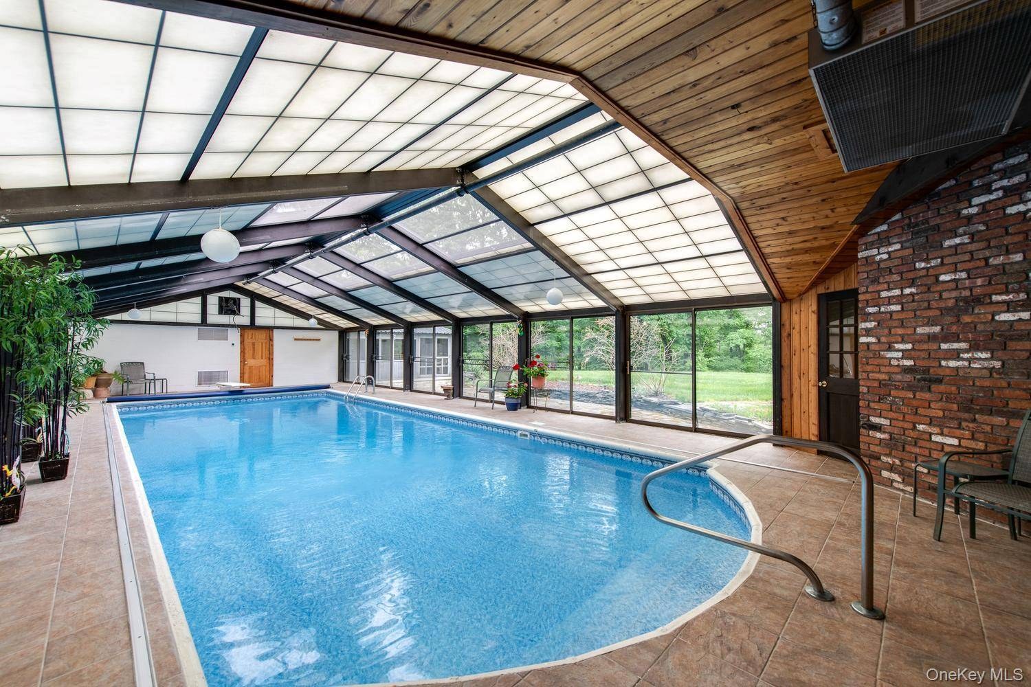 6 Bedroom Home for Sale in Lagrangeville - New York - USA - 6