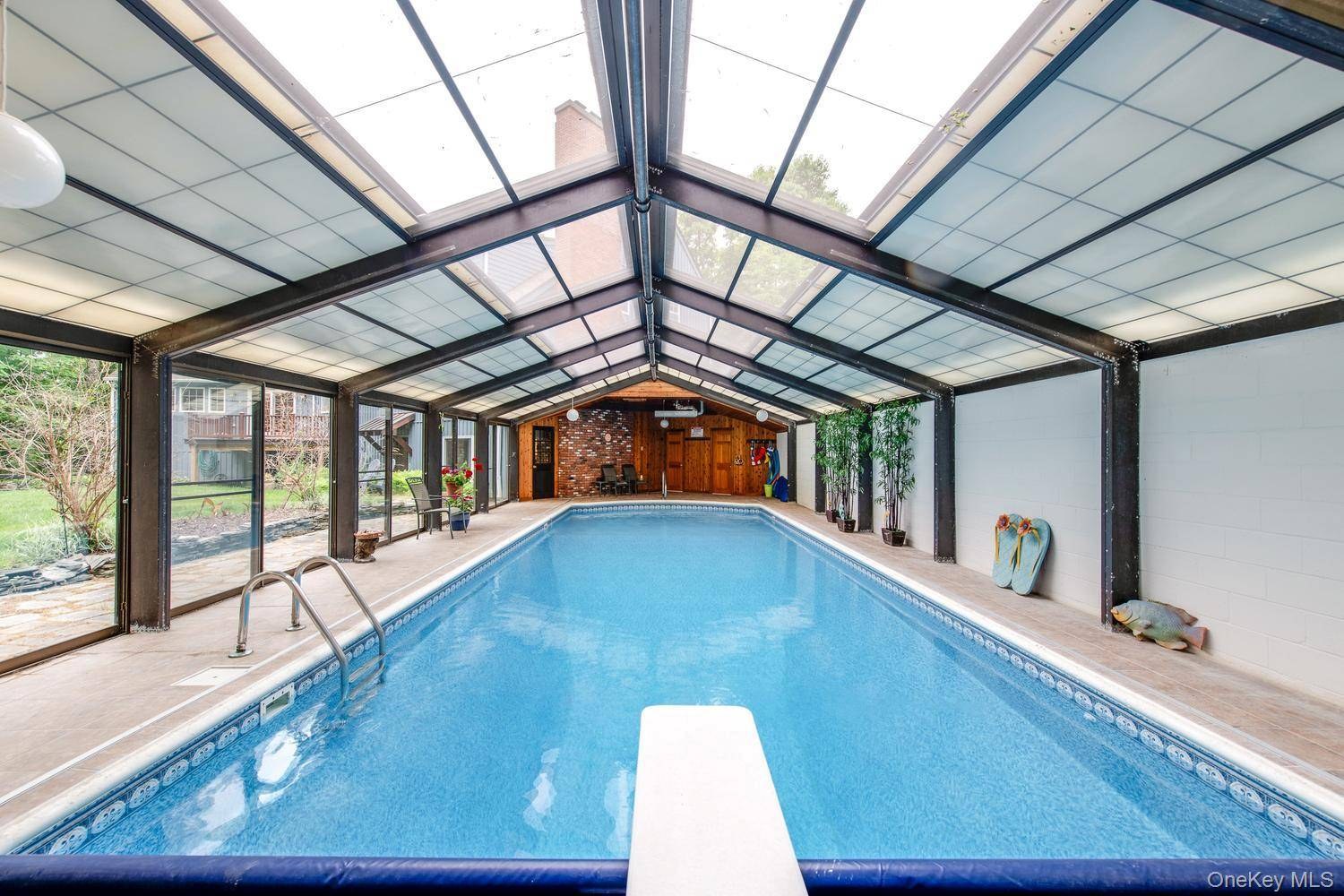 6 Bedroom Home for Sale in Lagrangeville - New York - USA - 7