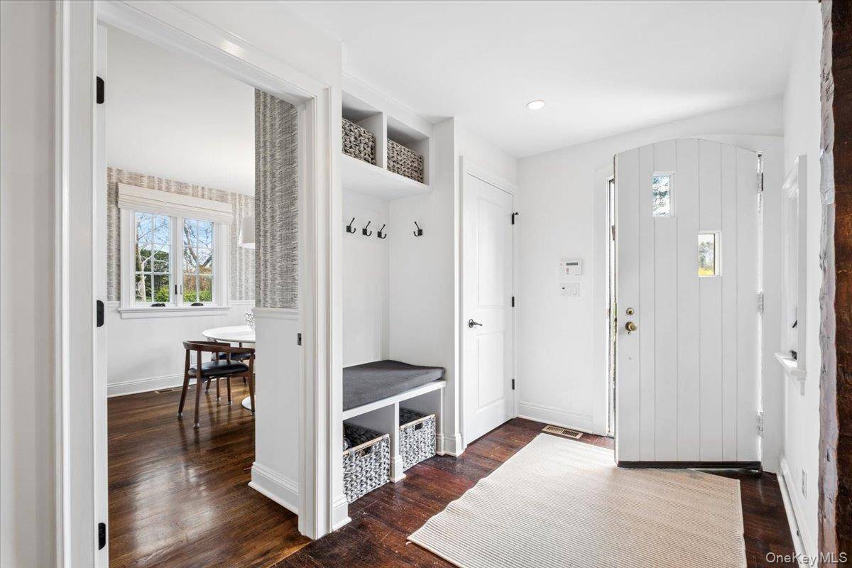 6 Bedroom Home for Sale in Larchmont - New York - USA - 4