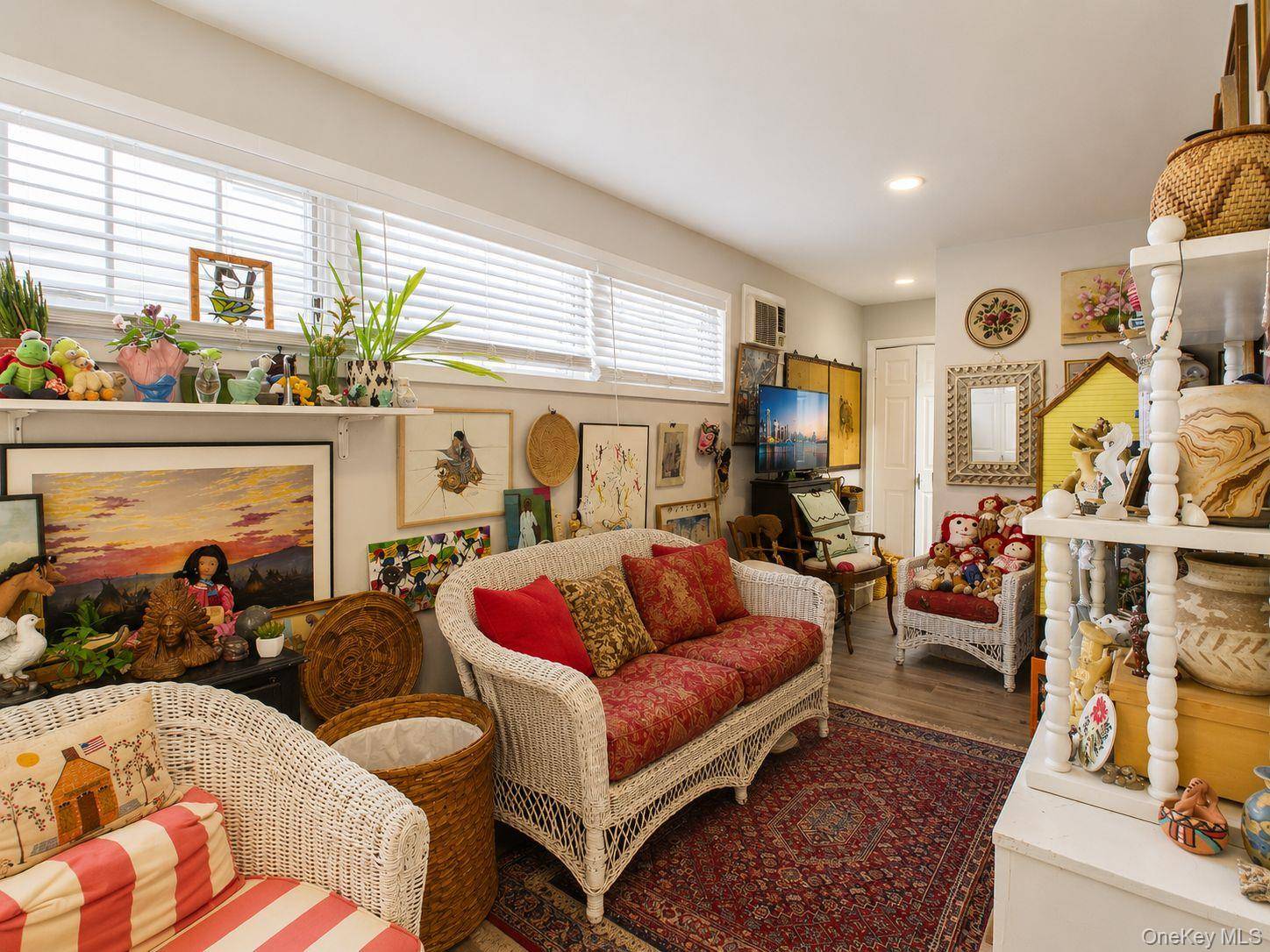 Casa de 6 Dormitorios en Venta en Levittown - Nueva York - EE. UU. - 7