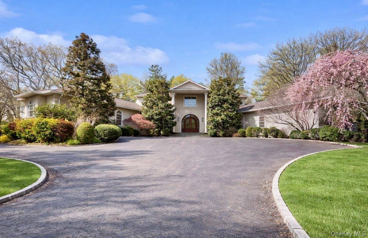 Casa com 6 Quartos à Venda em Locust Valley - Nova Iorque - EUA - 1