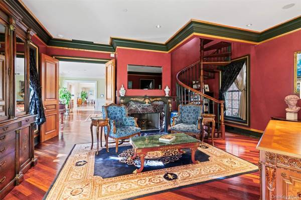 Casa de 6 Dormitorios en Venta en Matinecock - NY - EE. UU. - 8