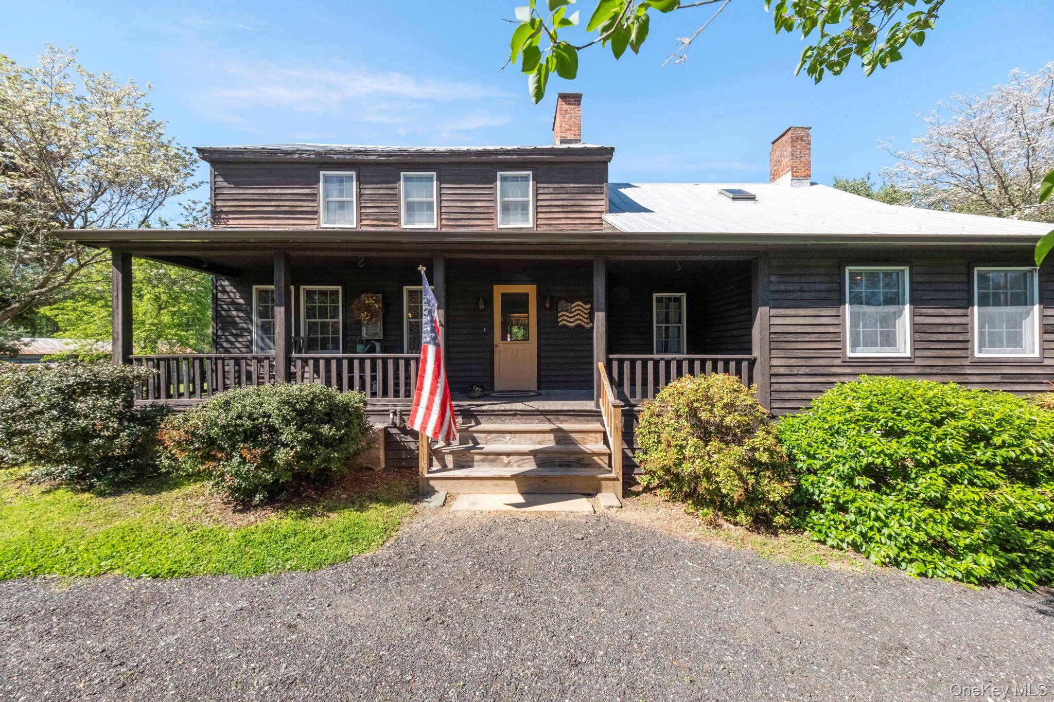 6 Bedroom Home for Sale in Montgomery - New York - USA - 2