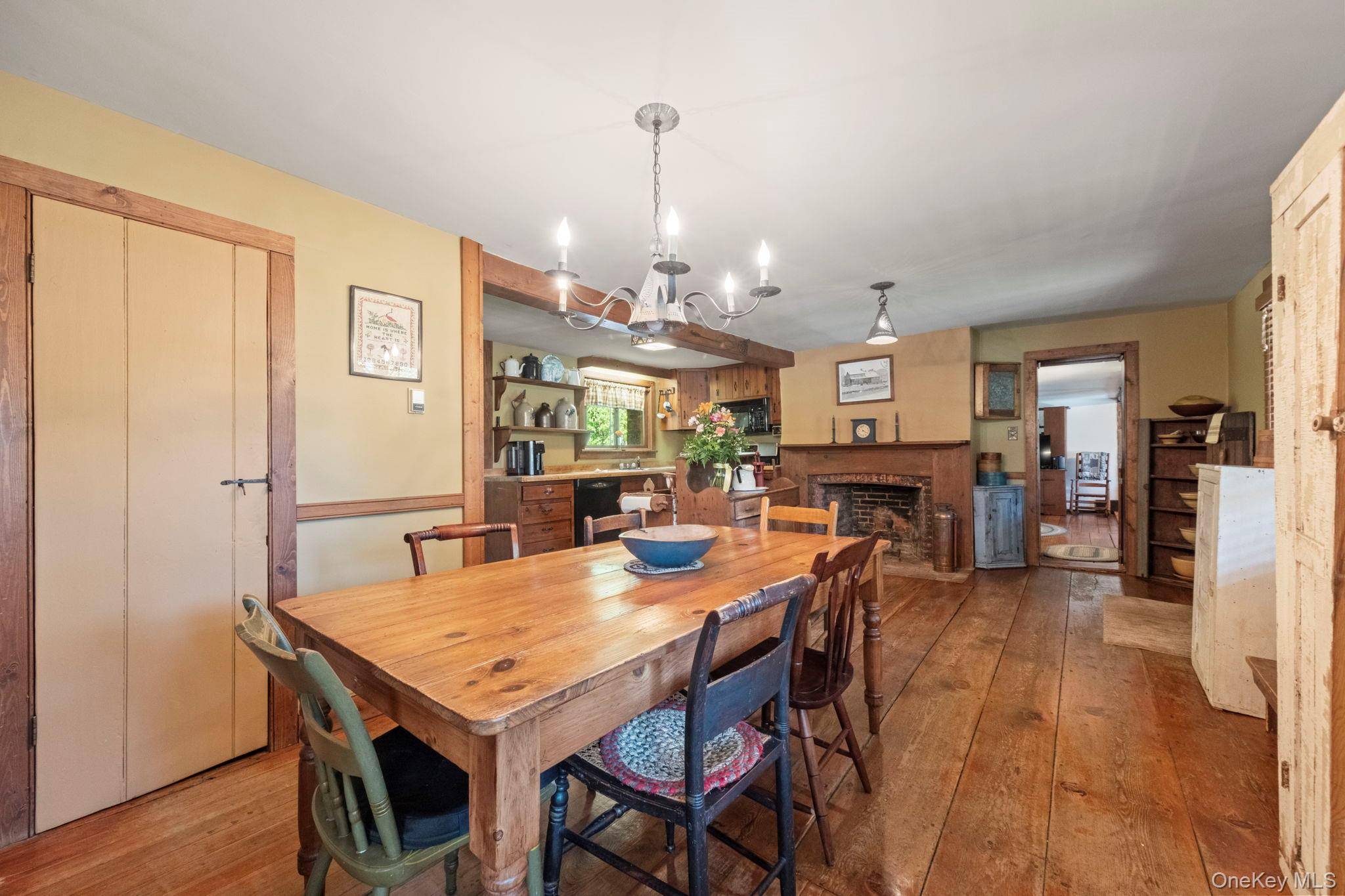 6 Bedroom Home for Sale in Montgomery - New York - USA - 7