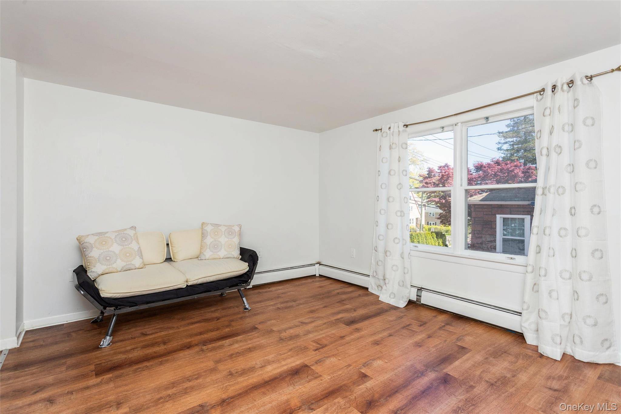 Casa de 6 Dormitorios en Venta en New Rochelle - Nueva York - EE. UU. - 5