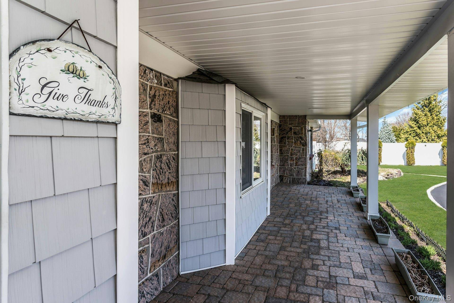 Casa de 6 Dormitorios en Venta en Northport - Nueva York - EE. UU. - 3
