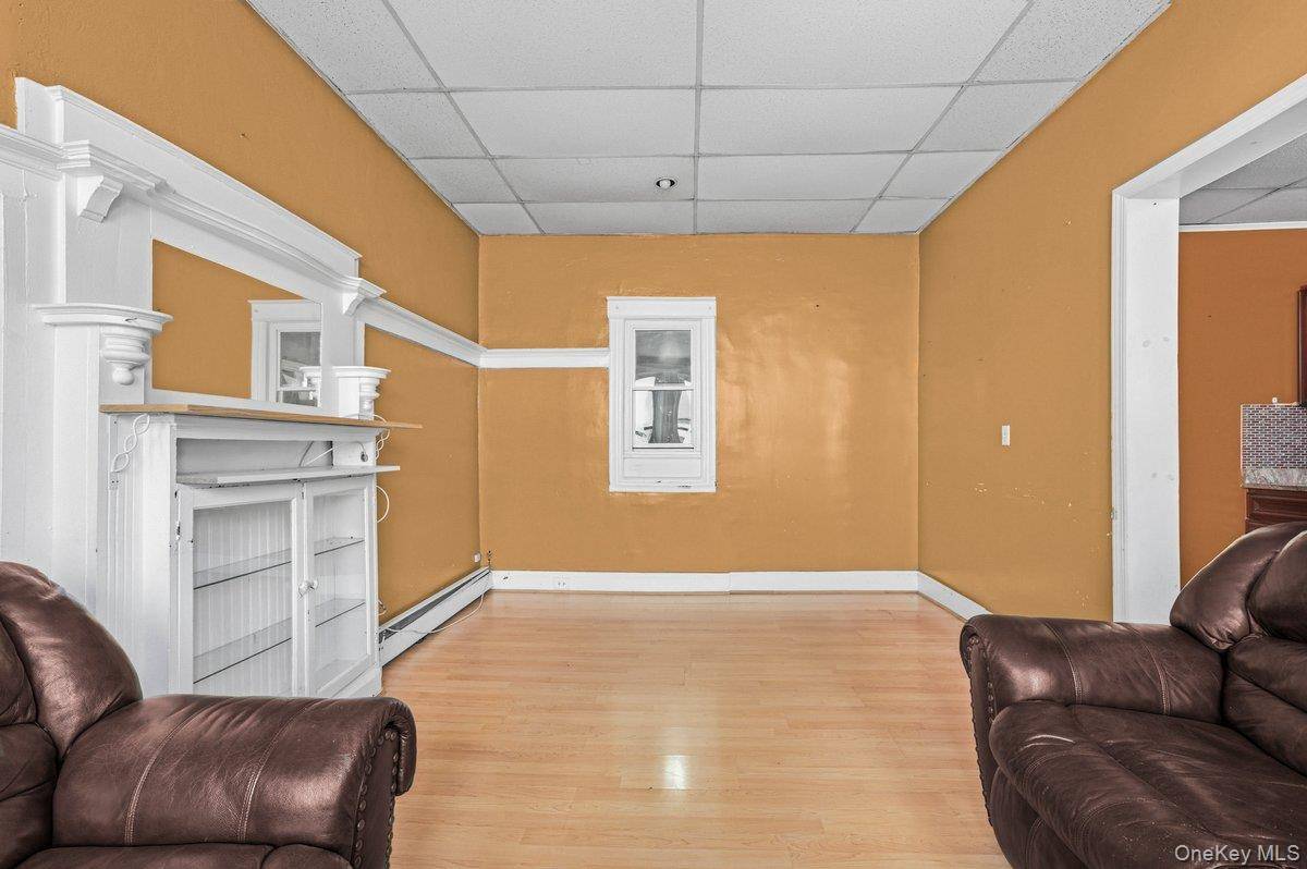 Casa com 6 Quartos à Venda em Ozone Park - Nova Iorque - EUA - 5