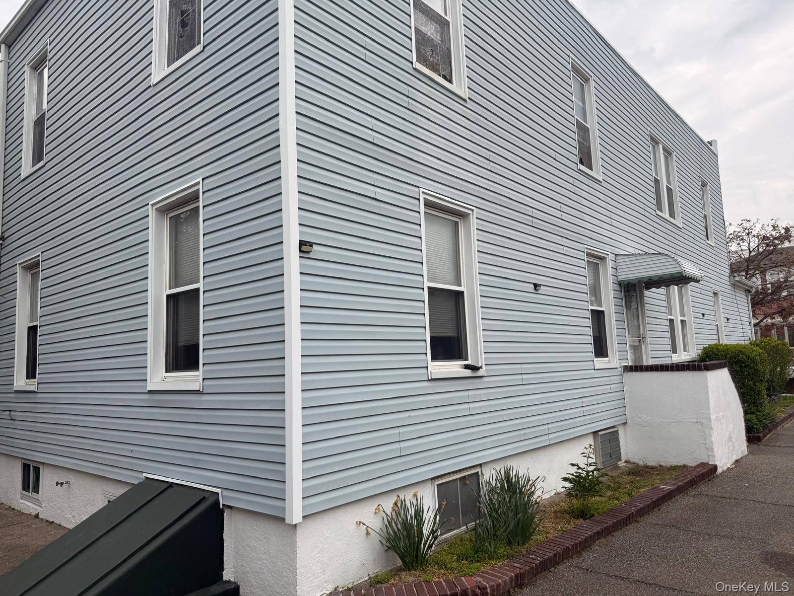 Casa de 6 Dormitorios en Venta en Ozone Park - Nueva York - EE. UU. - 5