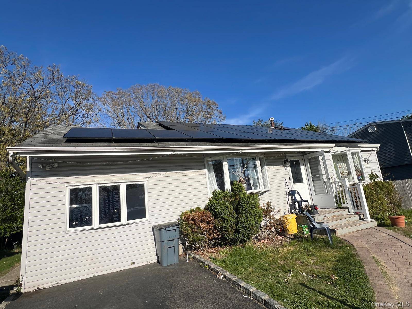 Casa de 6 Dormitorios en Venta en Port Jefferson - Nueva York - EE. UU. - 1