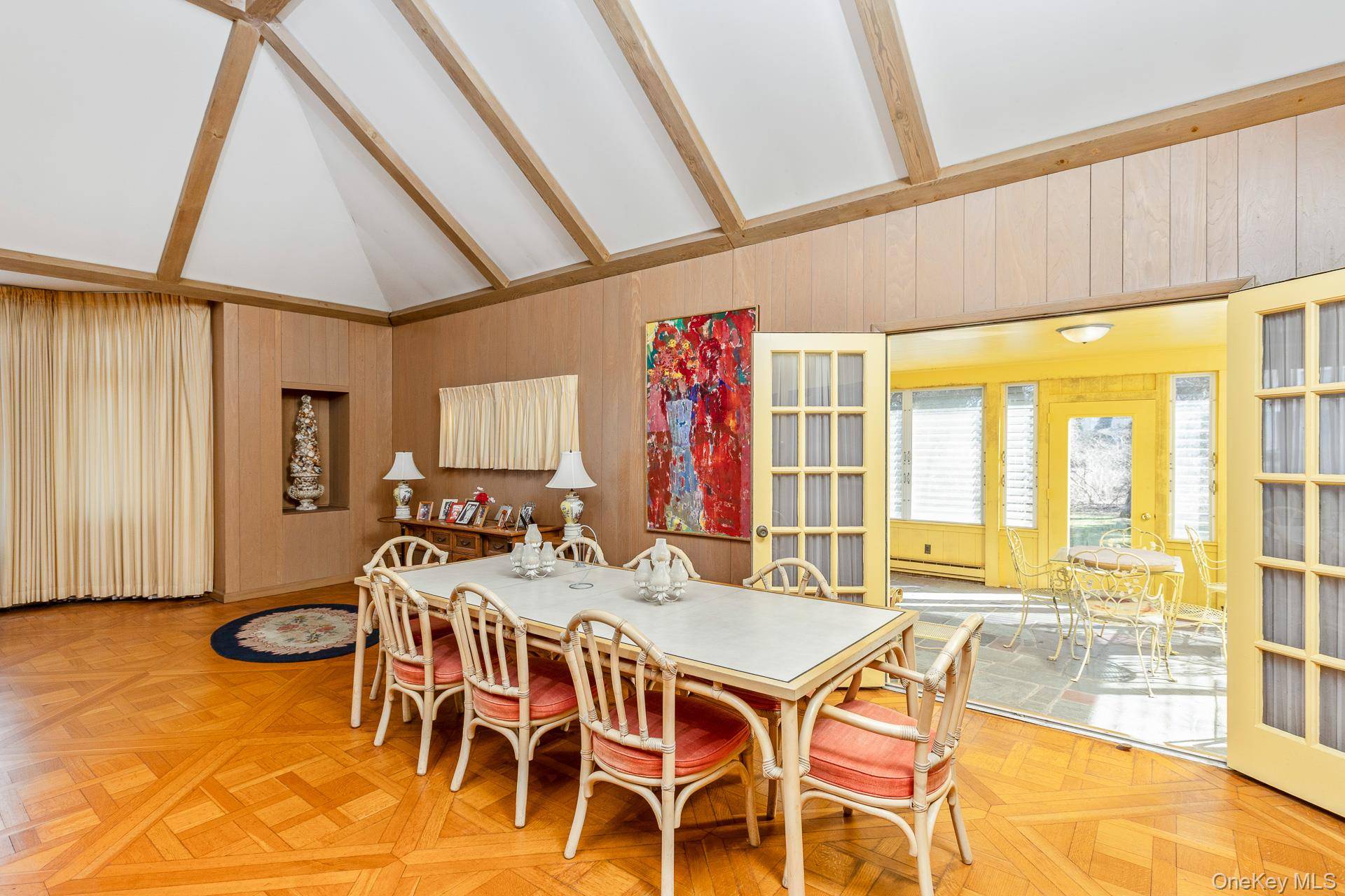 Casa de 6 Dormitorios en Venta en Remsenburg - Nueva York - EE. UU. - 5