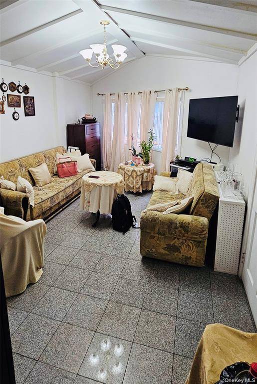 Casa de 6 Dormitorios en Venta en Ridgewood - Nueva York - EE. UU. - 6