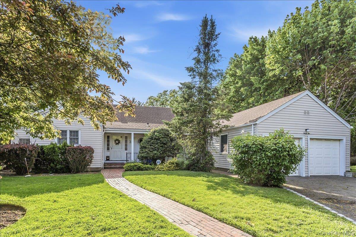 Casa com 6 Quartos à Venda em Rockville Centre - Nova Iorque - EUA - 1