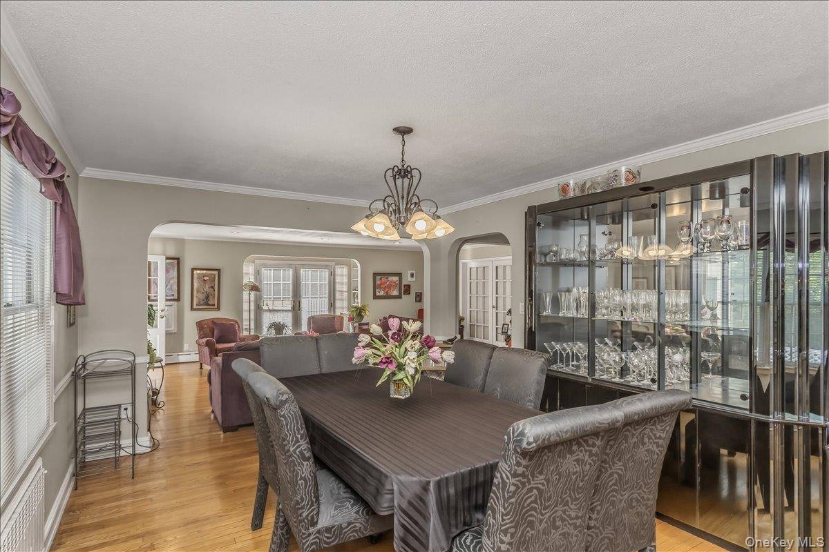Casa com 6 Quartos à Venda em Rockville Centre - Nova Iorque - EUA - 5