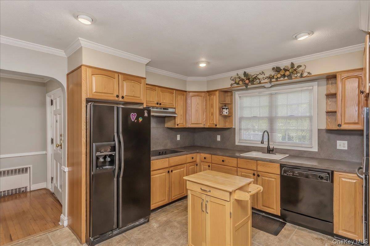 Casa com 6 Quartos à Venda em Rockville Centre - Nova Iorque - EUA - 7