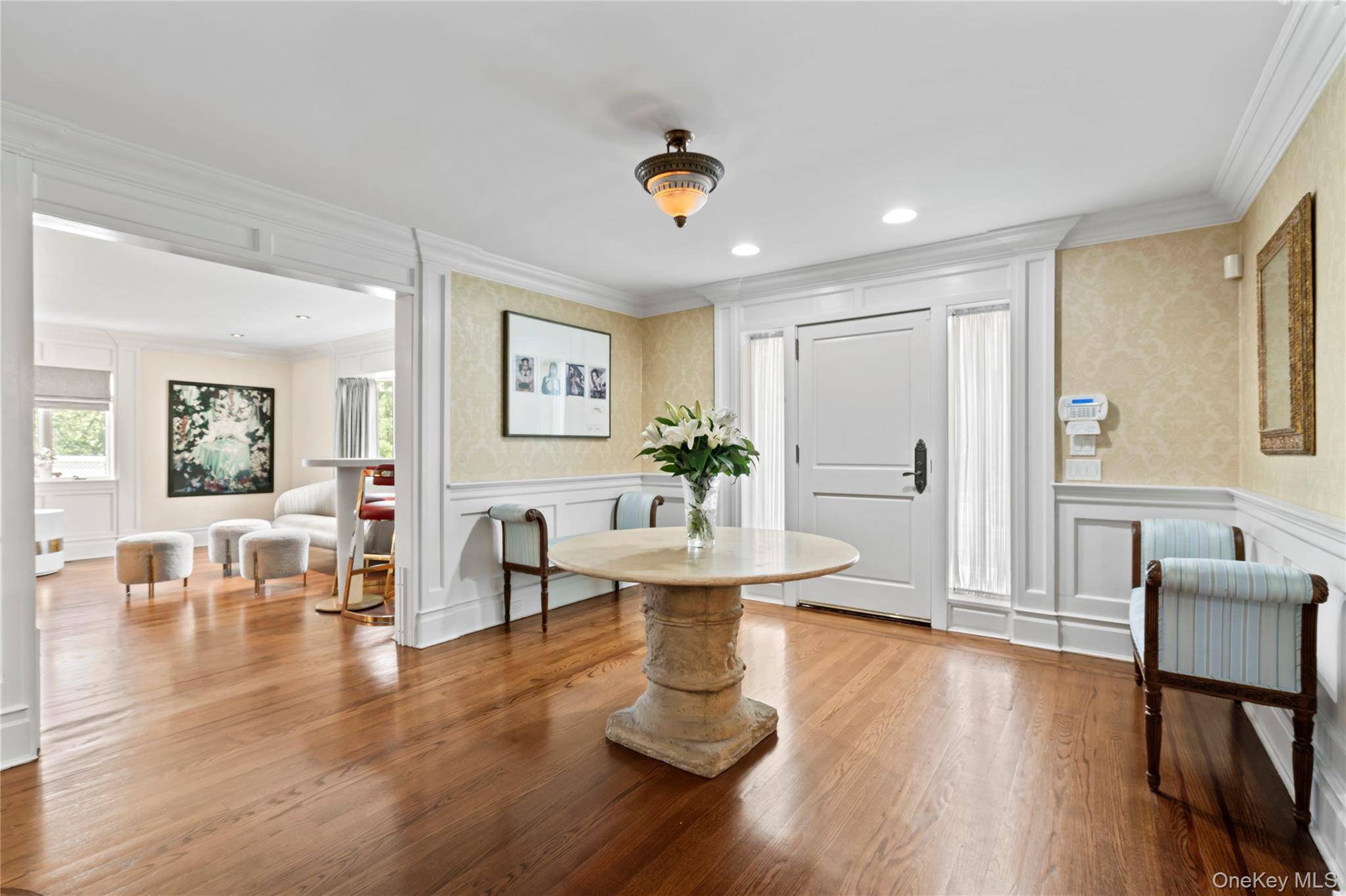 6 Bedroom Home for Sale in Roslyn Harbor, New York, USA - 6