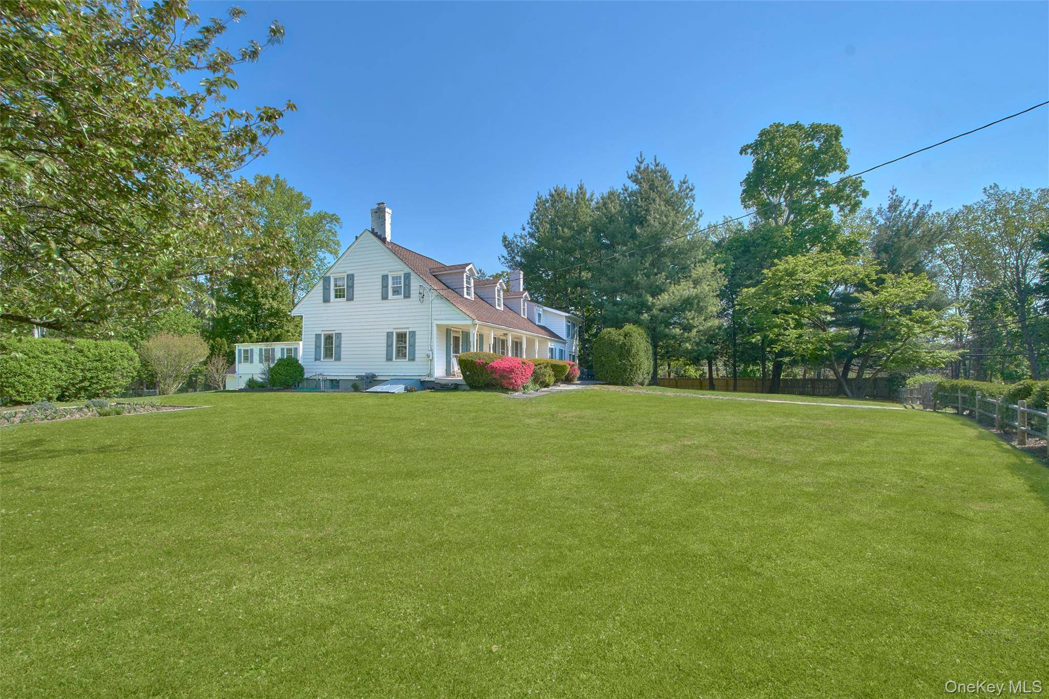 6 Bedroom Home for Sale in RYE - New York - USA - 2