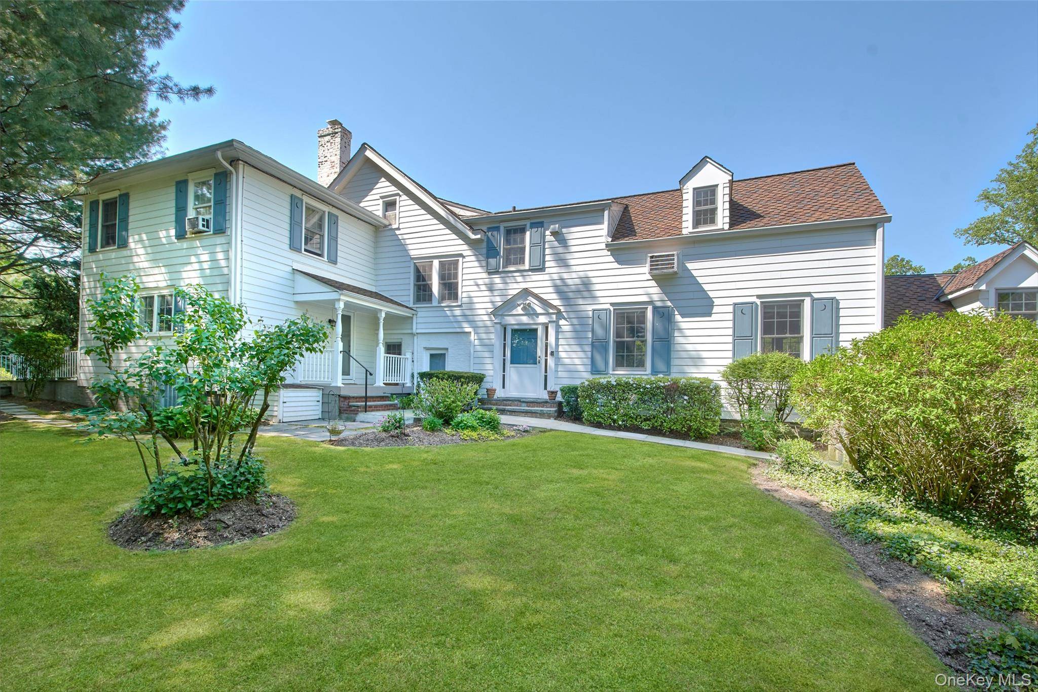 6 Bedroom Home for Sale in RYE - New York - USA - 4