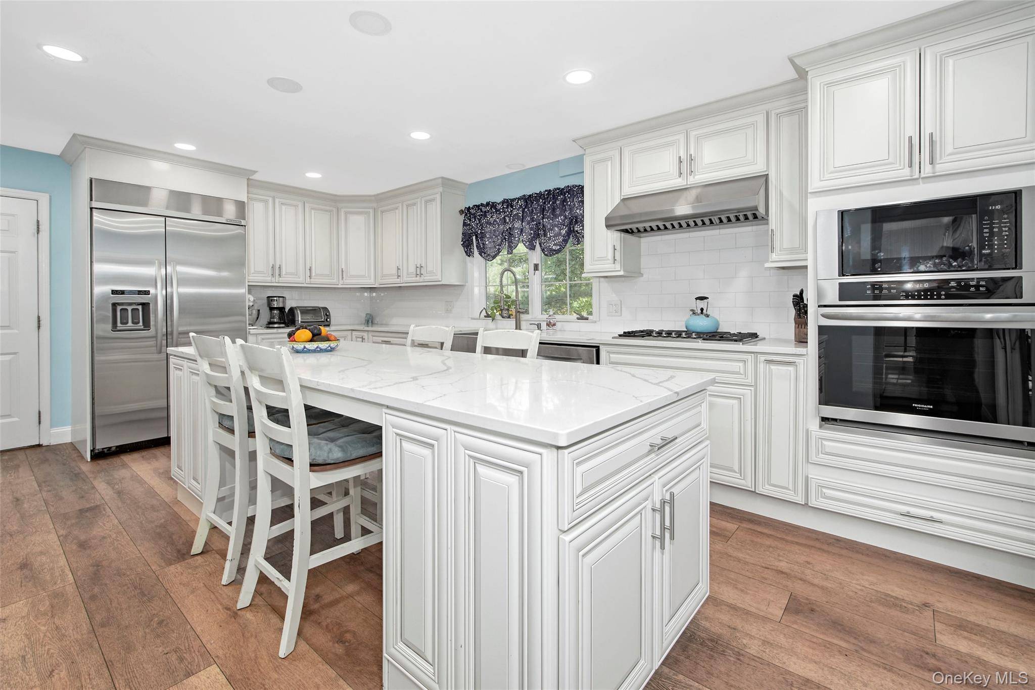 6 Bedroom Home for Sale in RYE - New York - USA - 8