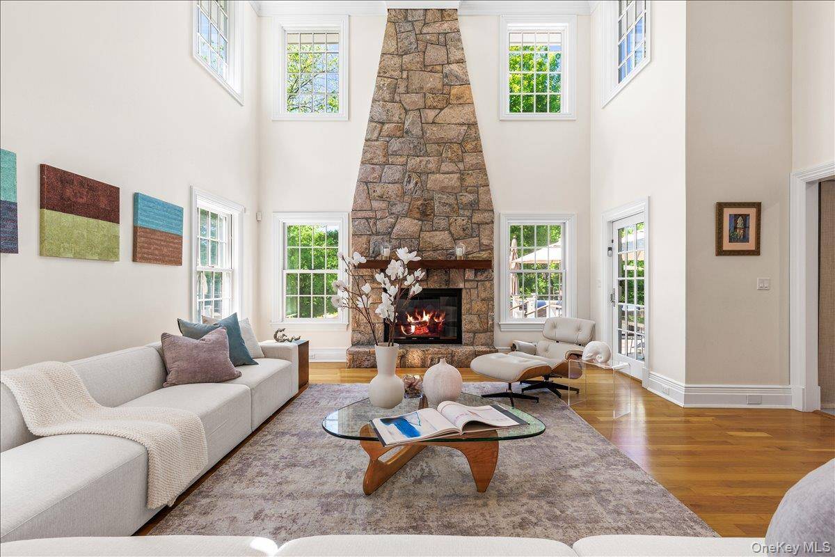 Casa de 6 Dormitorios en Venta en Scarsdale - Nueva York - EE. UU. - 4