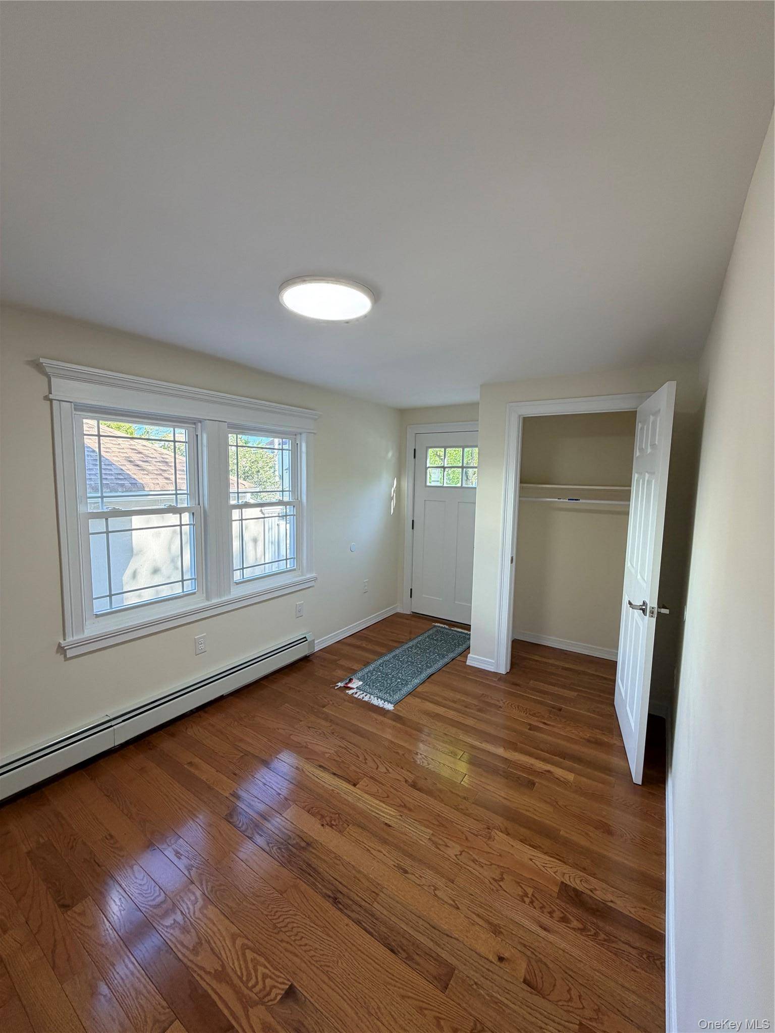 Casa com 6 Quartos à Venda em South Ozone Park - Nova Iorque - EUA - 5