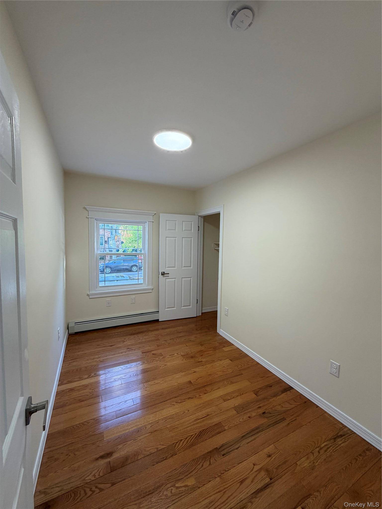 Casa com 6 Quartos à Venda em South Ozone Park - Nova Iorque - EUA - 6
