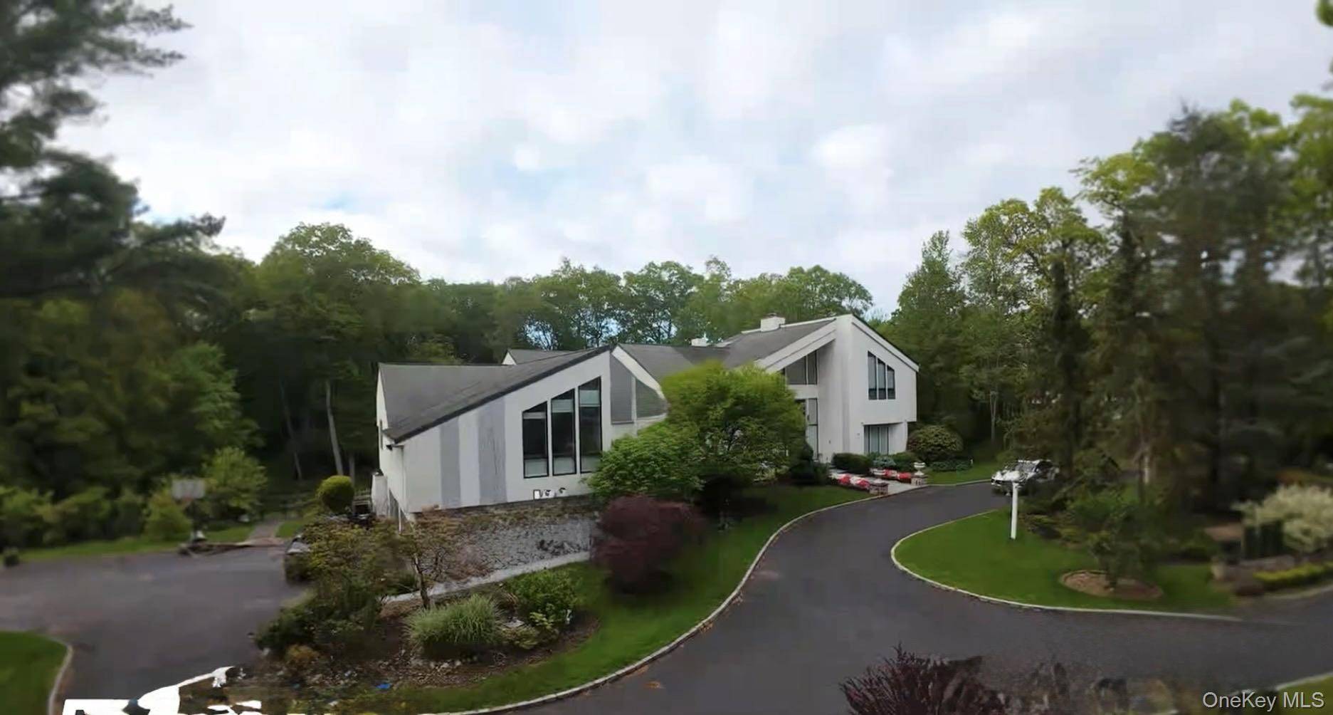 Casa com 6 Quartos à Venda em Syosset - Nova Iorque - EUA - 1