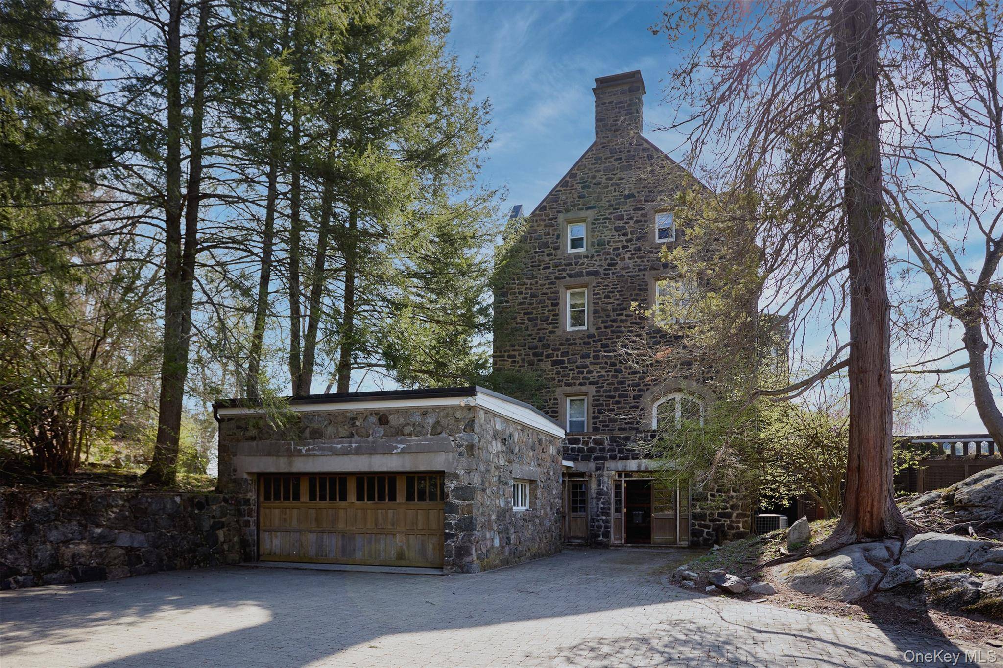 Casa de 6 Dormitorios en Venta en Tuxedo Park - Nueva York - EE. UU. - 3