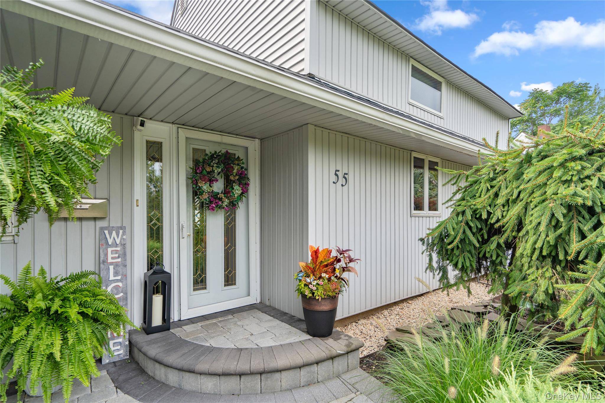 Casa com 6 Quartos à Venda em Wantagh - Nova Iorque - EUA - 2