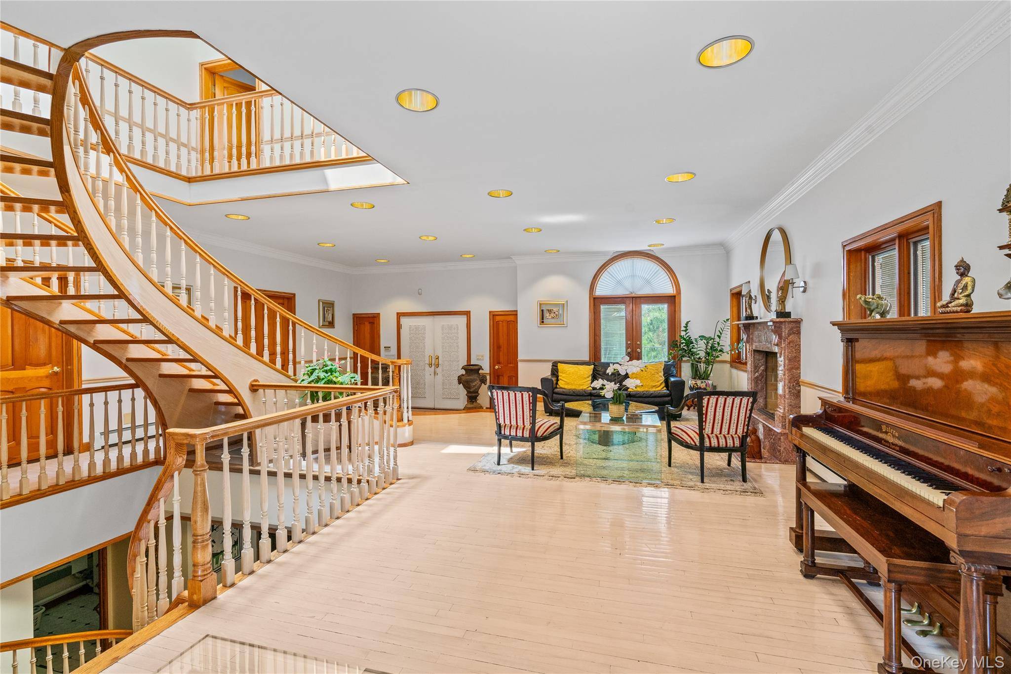 Casa de 6 Dormitorios en Venta en Whitestone - Nueva York - EE. UU. - 4