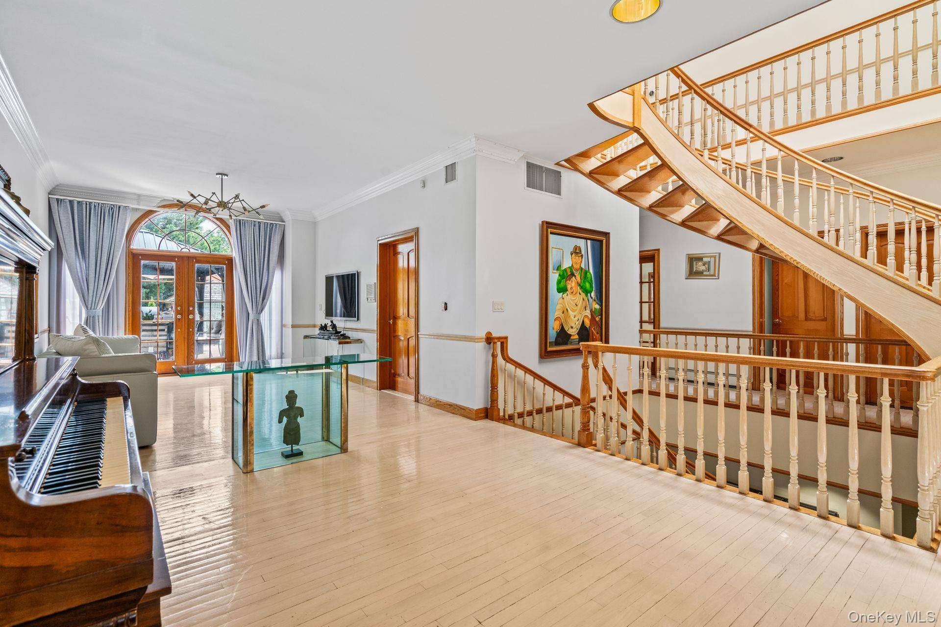 Casa de 6 Dormitorios en Venta en Whitestone - Nueva York - EE. UU. - 5