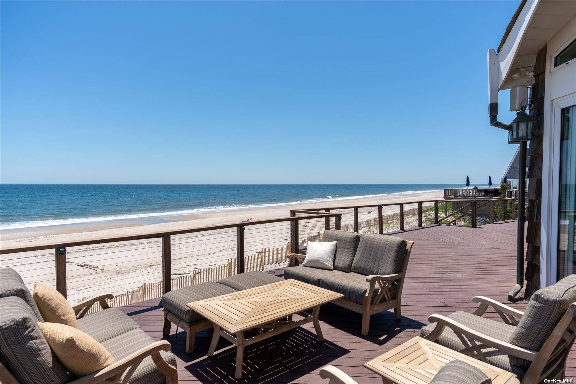 7 Bedroom Oceanfront Home for Sale in Quogue, NY, USA - 3