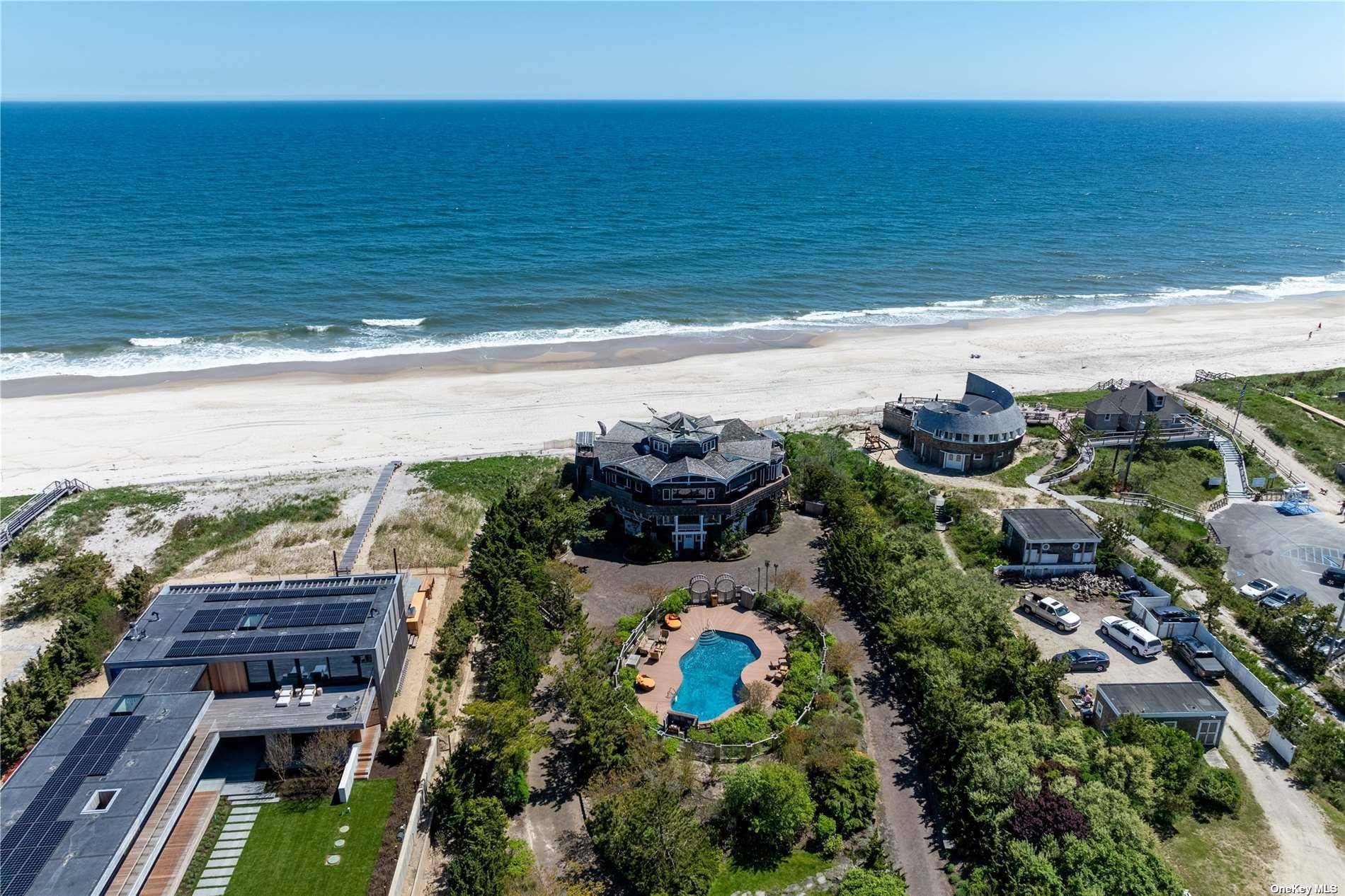 7 Bedroom Oceanfront Home for Sale in Quogue, NY, USA - 4