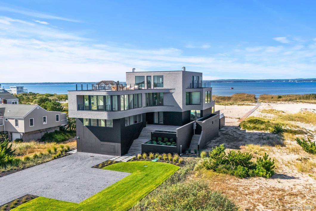 Maison de 7 Chambres Face à l'Océan à Vendre à Westhampton Dunes - NY - USA - 2
