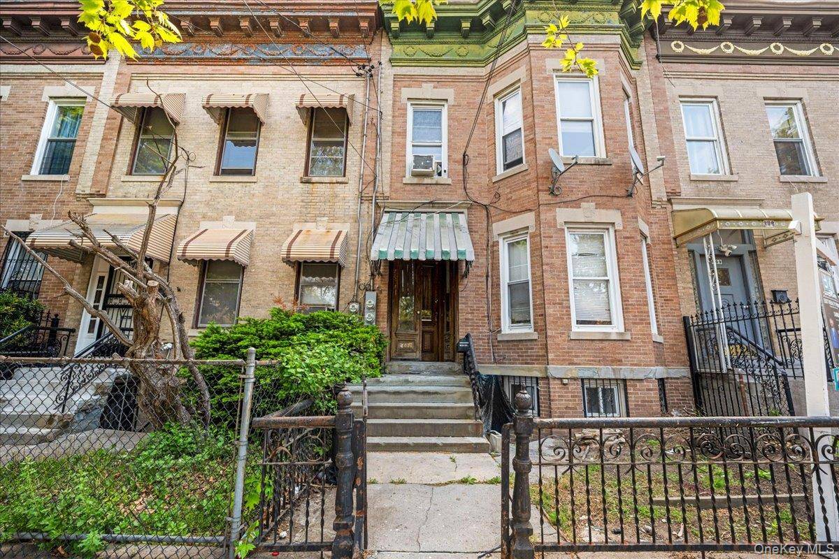 Casa com 7 Quartos à Venda em Brooklyn - Nova Iorque - EUA - 2