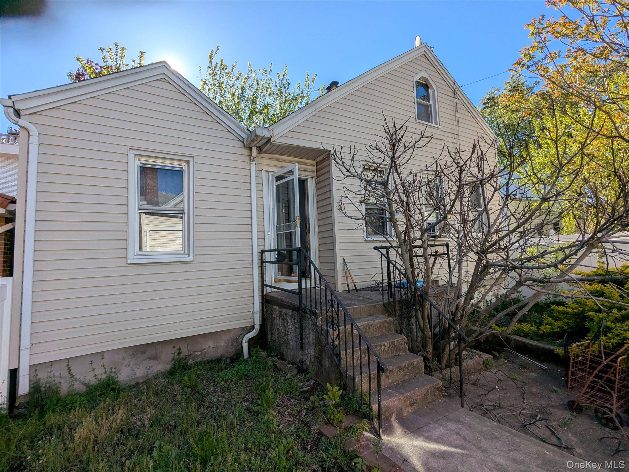 Casa de 7 Dormitorios en Venta en College Point - Nueva York - EE. UU. - 2