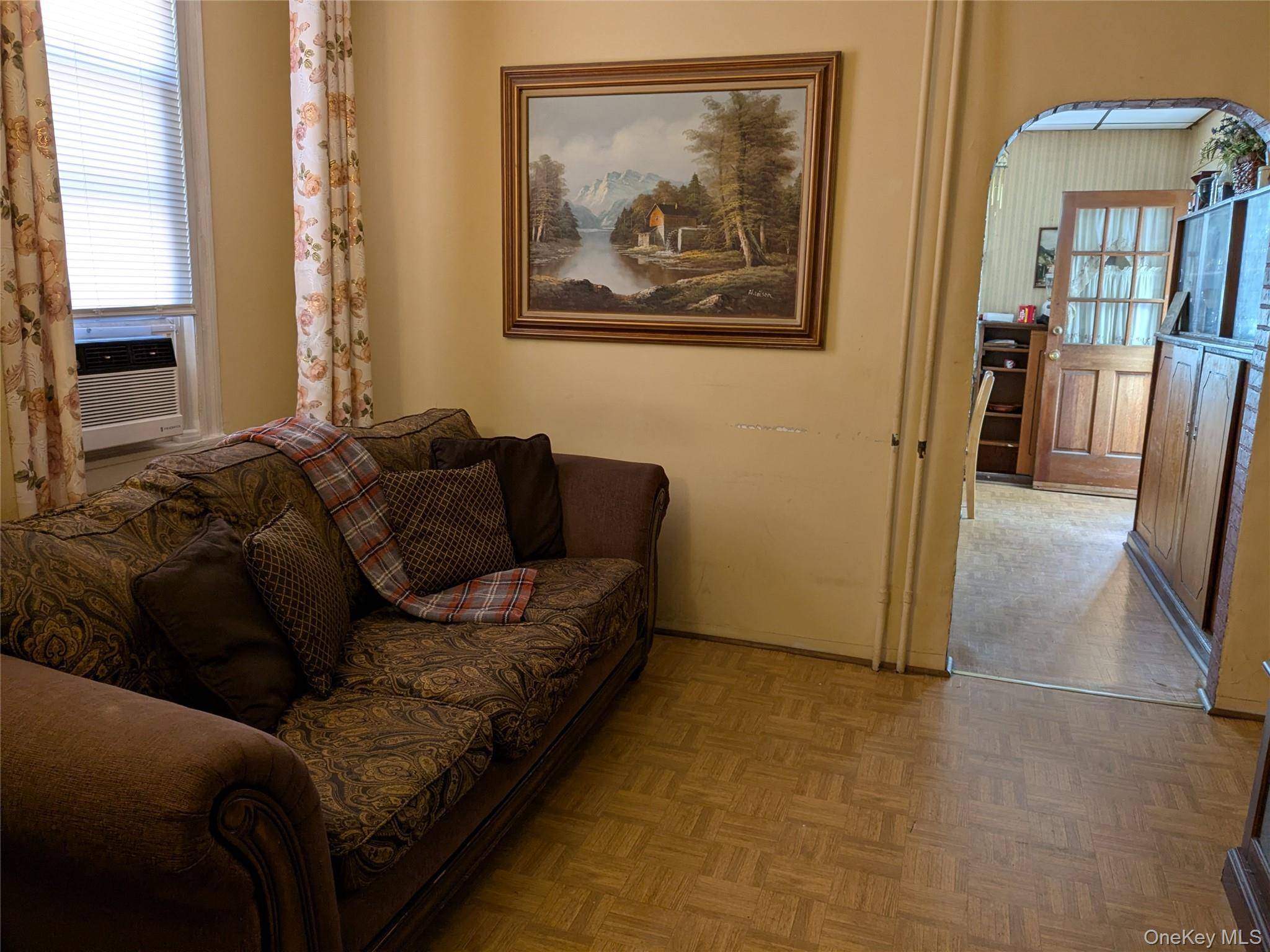 Casa de 7 Dormitorios en Venta en College Point - Nueva York - EE. UU. - 5