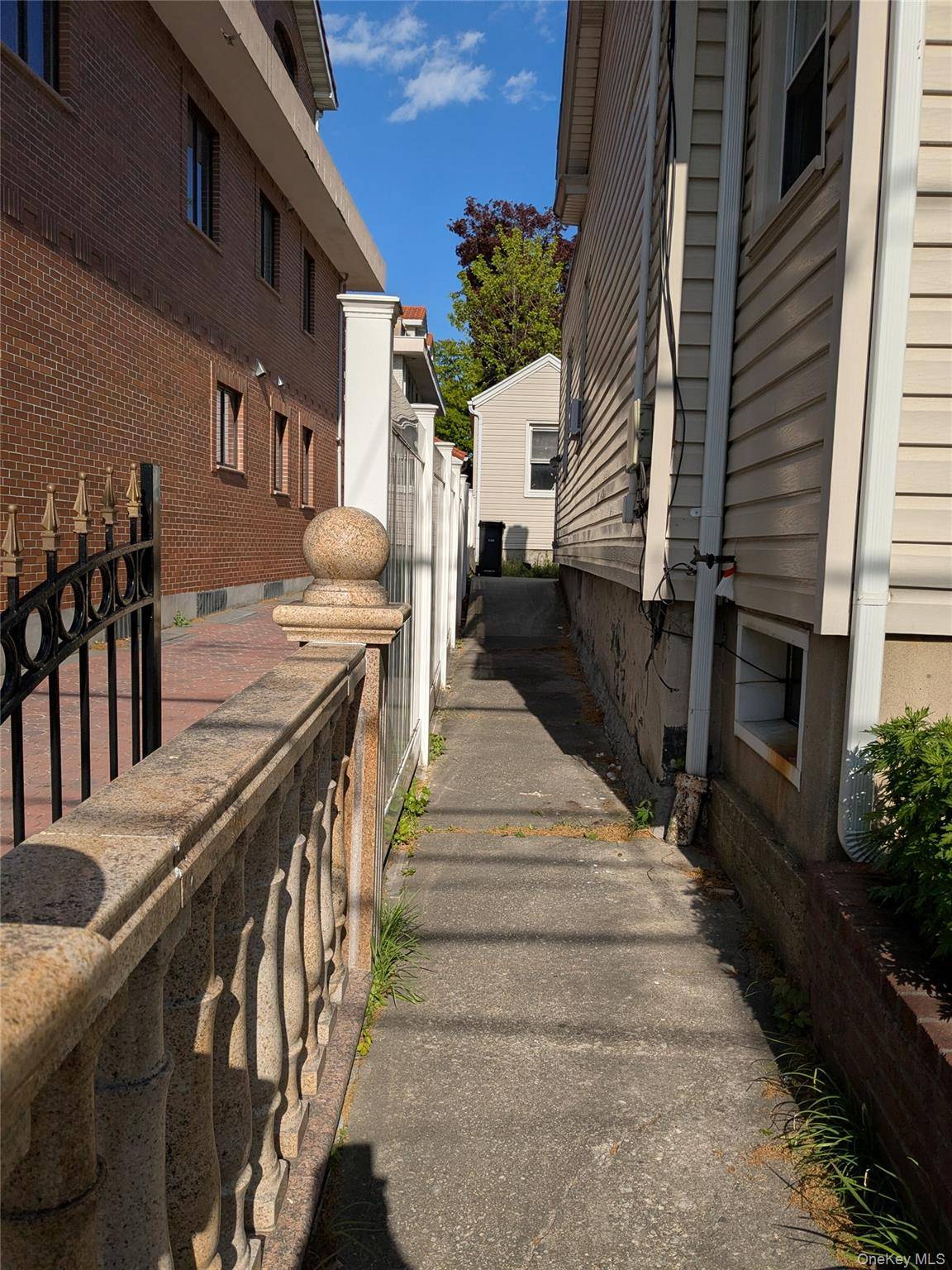 Casa de 7 Dormitorios en Venta en College Point - Nueva York - EE. UU. - 7