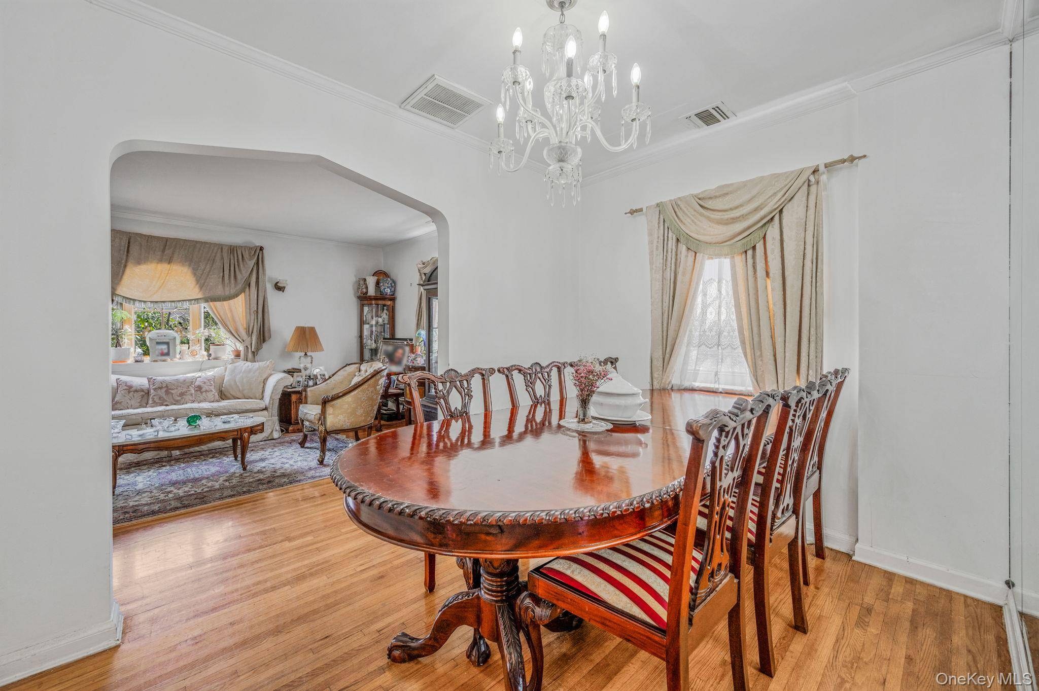 Casa com 7 Quartos à Venda em Elmont - Nova Iorque - EUA - 7
