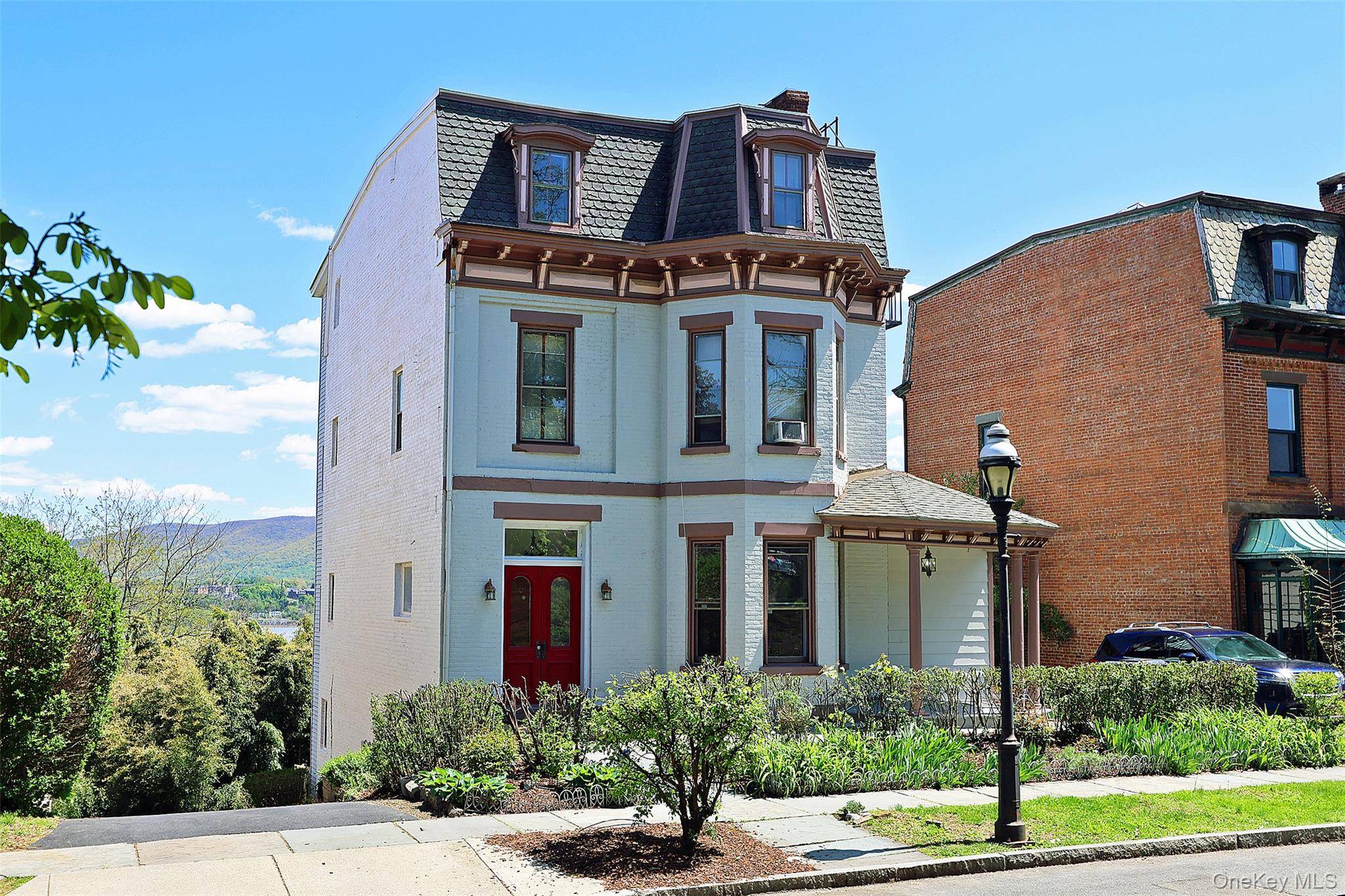 Casa de 7 Dormitorios en Venta en Newburgh - Nueva York - EE. UU. - 2