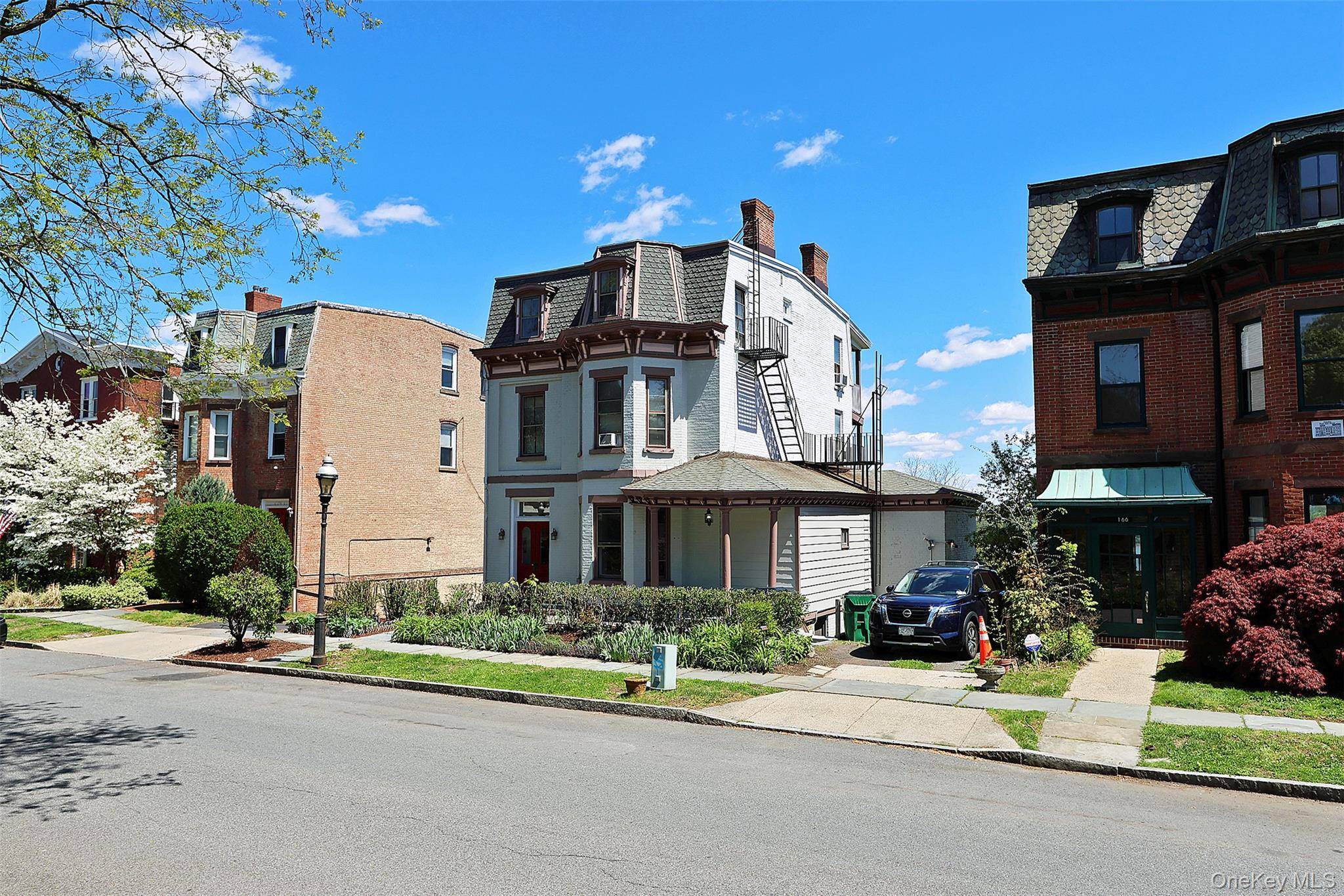 Casa de 7 Dormitorios en Venta en Newburgh - Nueva York - EE. UU. - 3