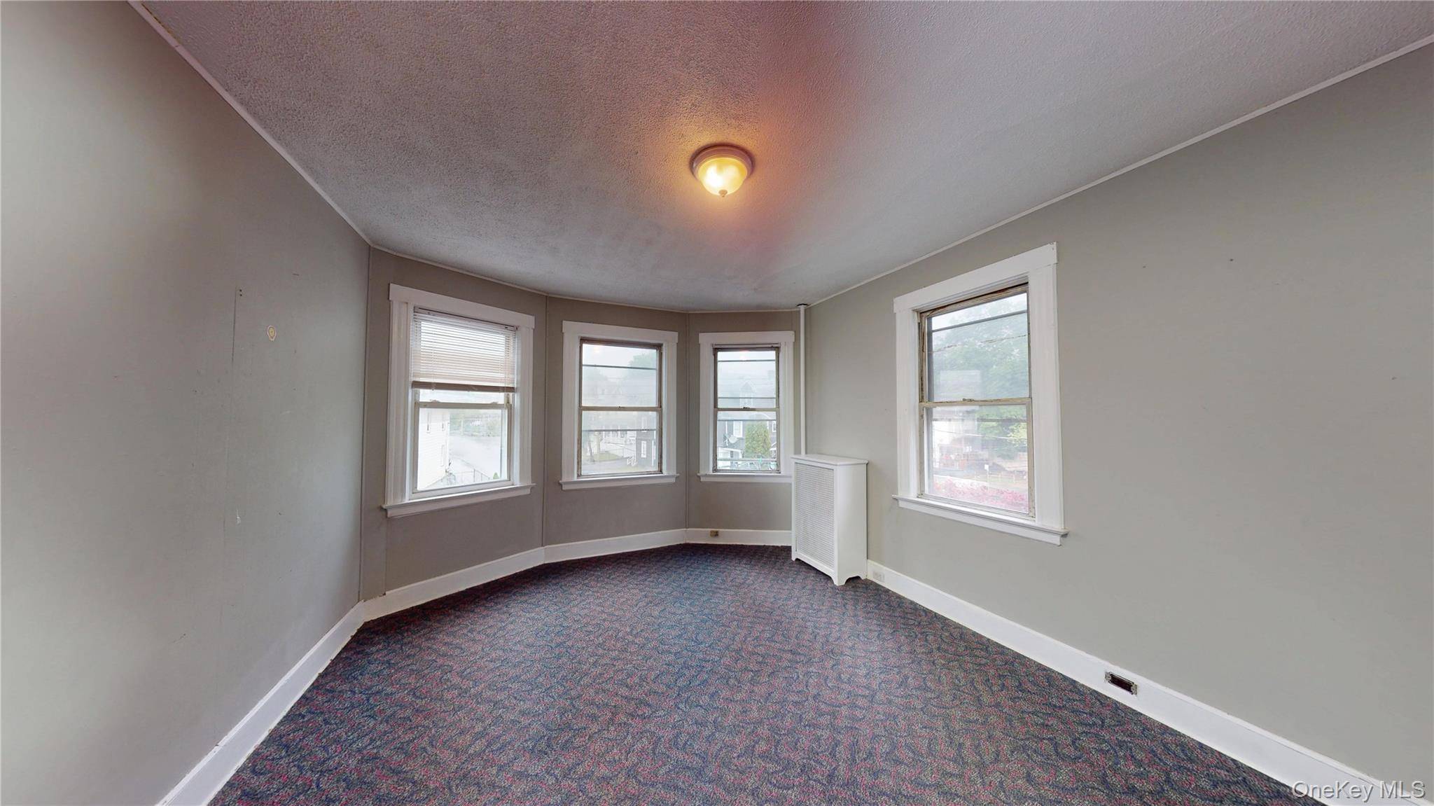 Casa com 7 Quartos à Venda em Port Chester - Nova Iorque - EUA - 5