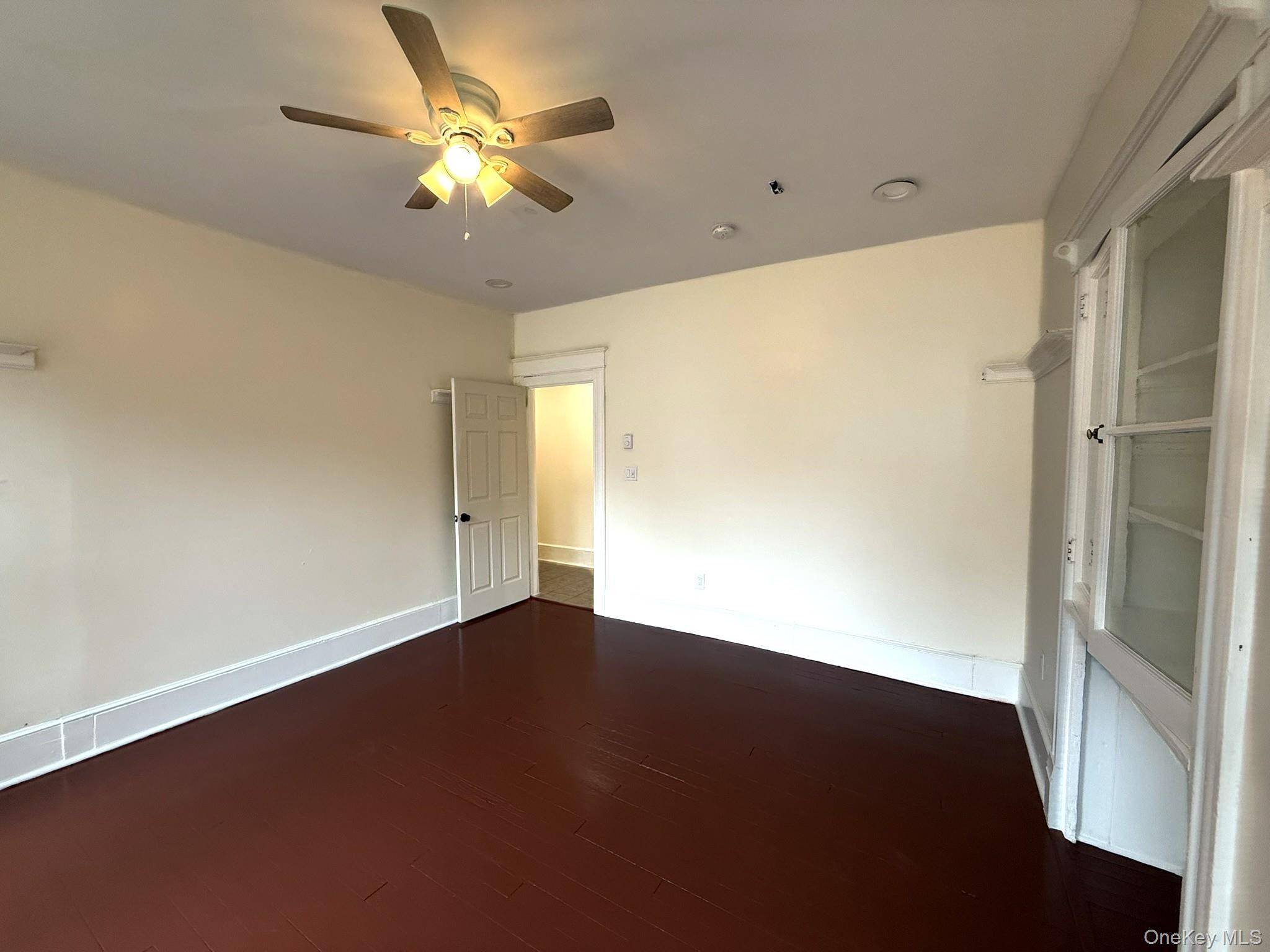 Casa com 7 Quartos à Venda em Poughkeepsie - Nova Iorque - EUA - 7
