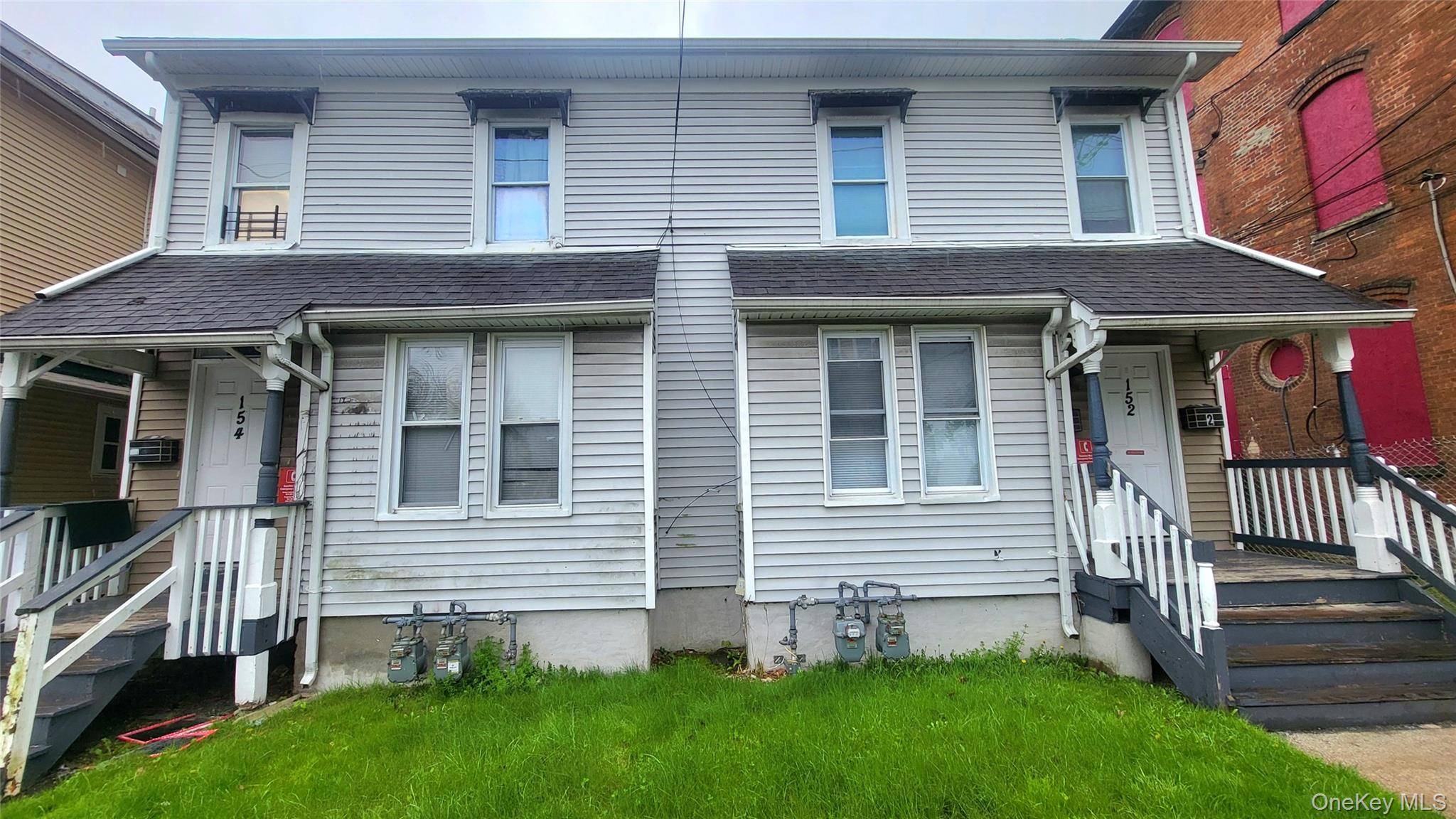 Casa com 7 Quartos à Venda em Poughkeepsie - Nova Iorque - EUA - 1