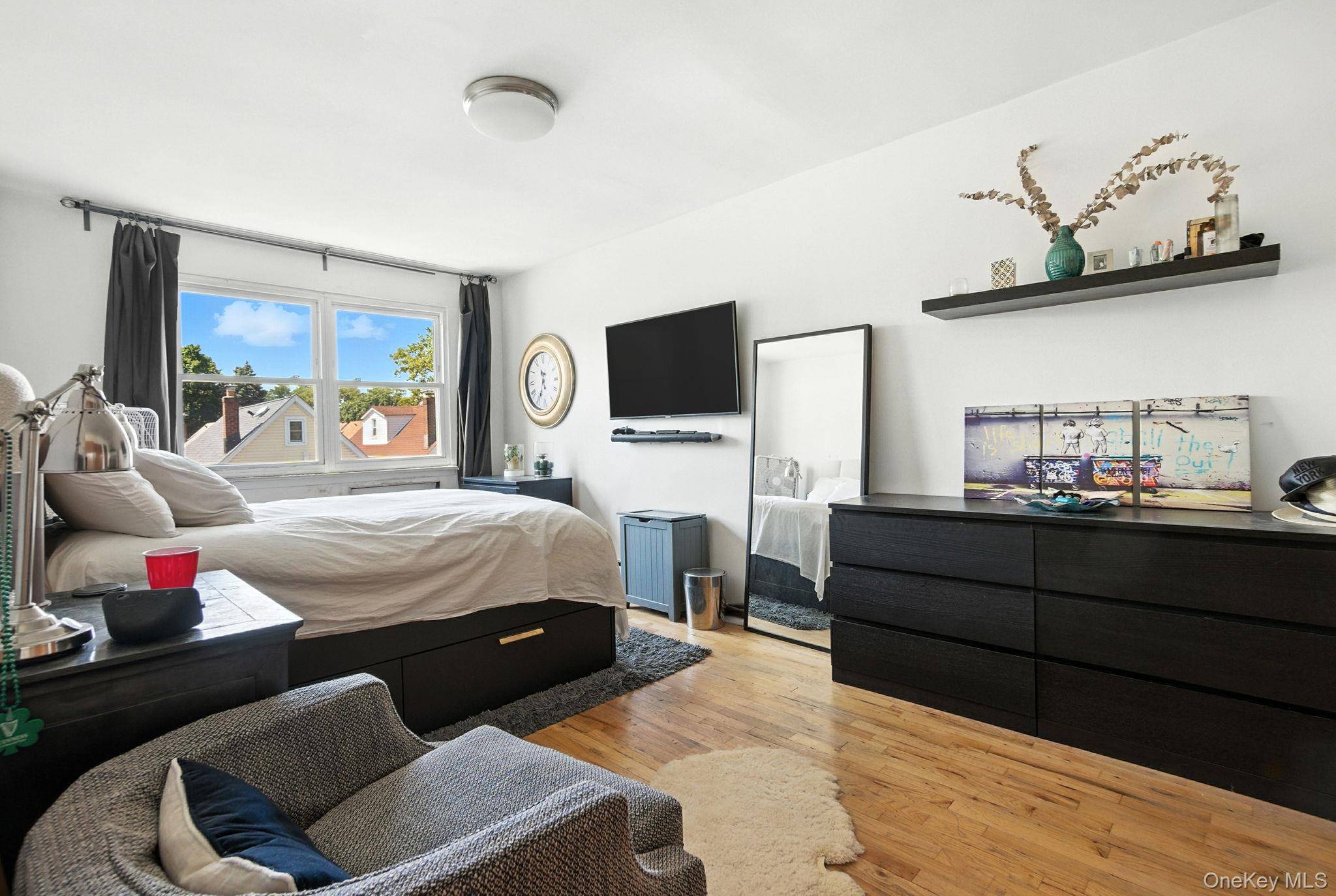 Casa de 7 Dormitorios en Venta en Rego Park - Nueva York - EE. UU. - 5