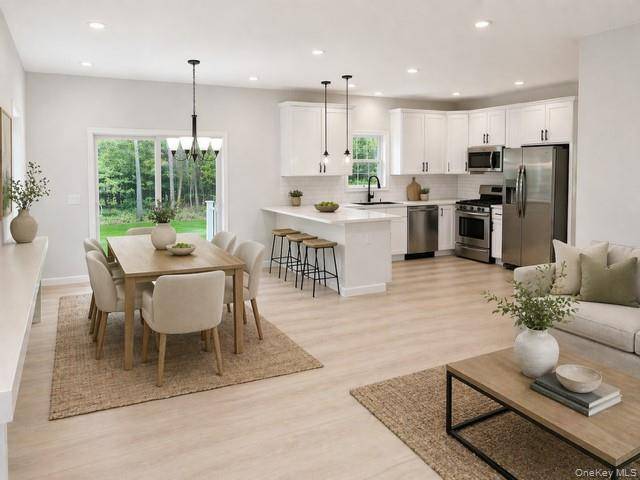 Casa de 7 Dormitorios en Venta en Riverhead - Nueva York - EE. UU. - 4