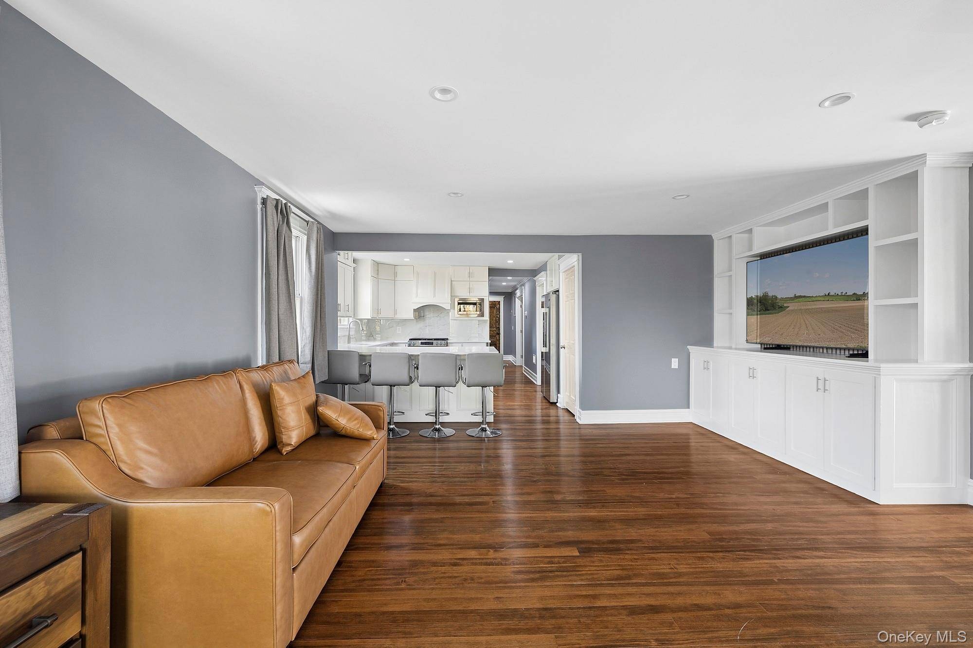 Casa com 7 Quartos à Venda em Riverhead - Nova Iorque - EUA - 7