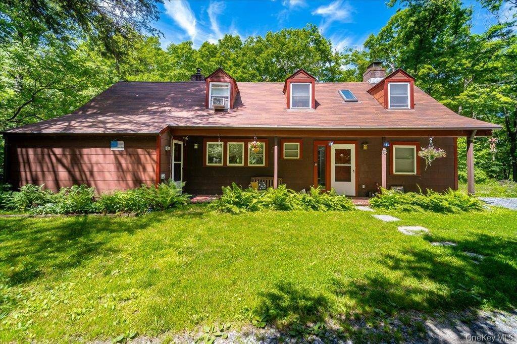 Casa de 7 Dormitorios en Venta en Salt Point - Nueva York - EE. UU. - 3
