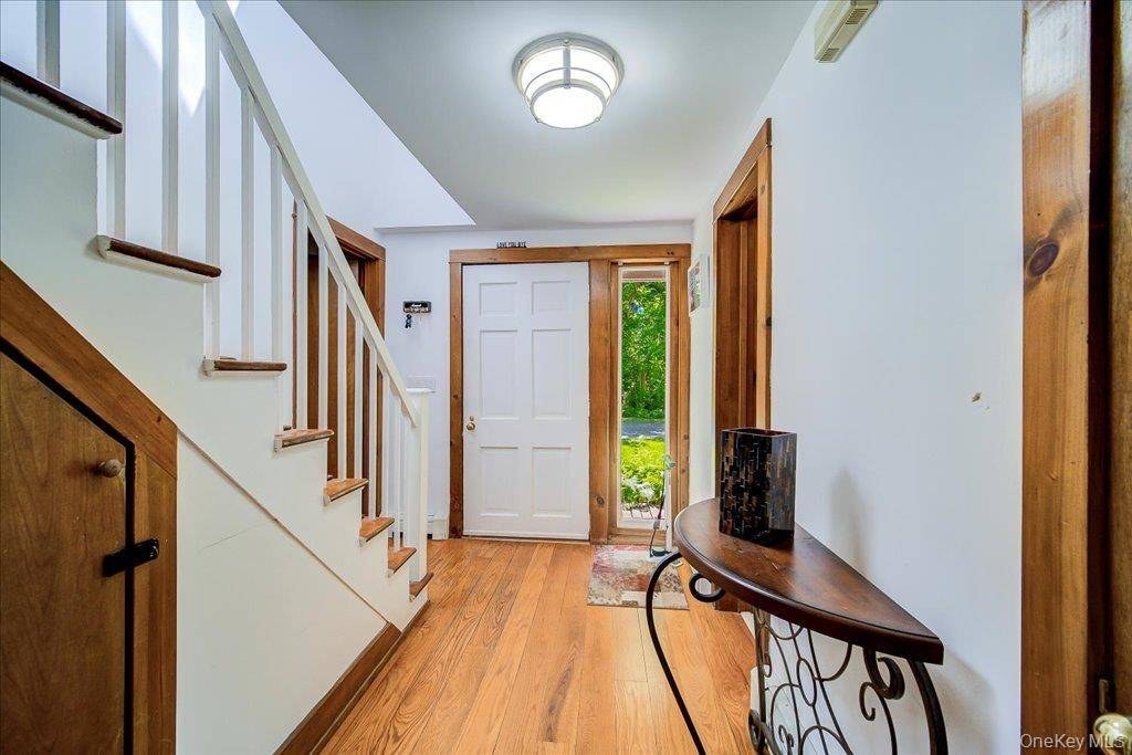 Casa de 7 Dormitorios en Venta en Salt Point - Nueva York - EE. UU. - 6